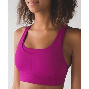 Lululemon Fast Times Bra Pink Size 4 Small Hook And Eye Barbiecore